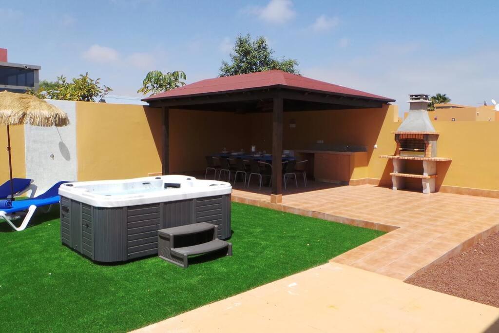 Luxury Villa At Golf Course Коста де Антигуа Екстериор снимка